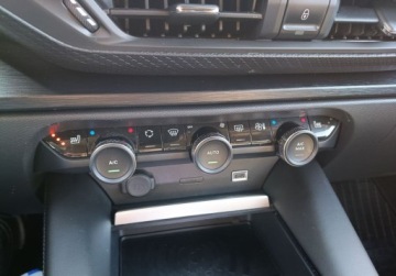 Citroen C5 III 2023 Citroen C5X Shine EAT8 2023 Od RiA 1.2 Benzyna 130KM, zdjęcie 13