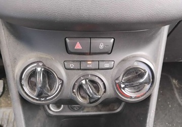 Peugeot 208 I 2017 Peugeot 208 2017r, 1.2 Benzyna. Lekko uszkodzony przod. Jezdzi. 1.2 80KM, zdjęcie 14