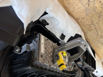 DESKA KONZOLA KOKPIT ULOŽENÍ PÁSY HONDA H-RV III