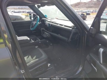 Land Rover Defender IV (L663) 2022 Land Rover Defender 110 V8 2022 5.0l 5.0 Benzyna 518KM, zdjęcie 17