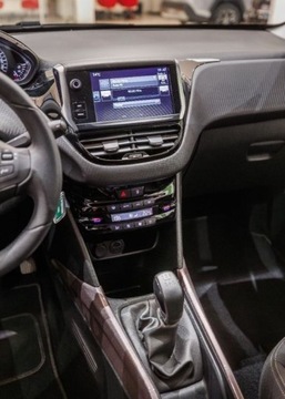 Peugeot 2008 I SUV Facelifting 1.2 PureTech 110KM 2016 Peugeot 2008 1.2 Pure Tech Active SS 1.2 Benzyna 110KM, zdjęcie 30