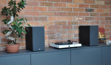 PRO-JECT JUKE BOX E + BT + POLK AUDIO RESERVE R200