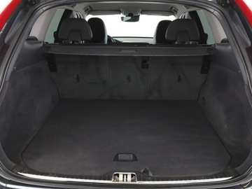 Volvo XC60 I SUV Facelifting 2.0 D3 DRIVE-E 150KM 2017 Volvo XC 60 2.0 D3 Automat Momentum Nawigacja, zdjęcie 19