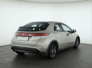 Honda Civic VIII Hatchback 3d 2.2 i-CTDi 140KM 2006 Honda Civic 2.2 i-CTDi, Salon Polska, Klima,ALU, zdjęcie 4