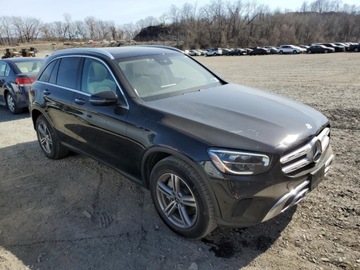 Mercedes GLC C253 2021 Mercedes-Benz GLC 300 4Matic 2021 2.0l 2.0 Benzyna 255KM, zdjęcie 4