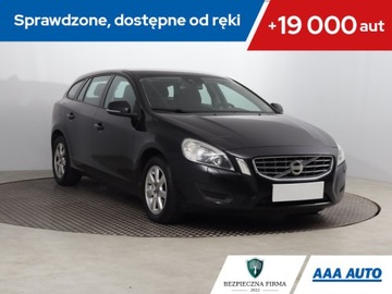 Volvo V60 I Kombi 2.0 D3 163KM 2012 Volvo V60 D4 2.0, Salon Polska, Serwis ASO, Navi