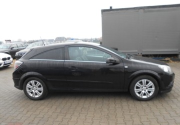 Opel Astra H Hatchback 5d 1.6 ECOTEC 115KM 2007 Opel Astra Opel Astra H 1.6 BENZYNA 115 KM GTC 1.6 Benzyna 115KM, zdjęcie 3