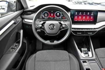Skoda Octavia IV Liftback 2.0 TDI 150KM 2023 Škoda Octavia Skoda Octavia Bezwypadkowy / Salon, zdjęcie 13