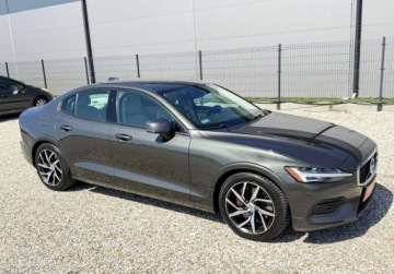 Volvo S60 III Sedan 2.0 T6 310KM 2019 Volvo S60 4x4 S60 2.0 LPG 310 KM 2019r Warszawa 2.0 BenzynaLPG 310KM