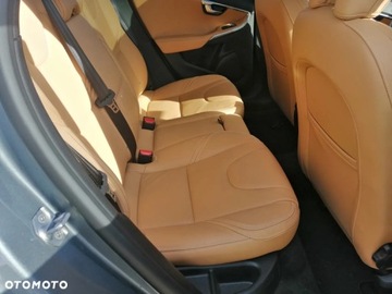 Volvo V40 II Hatchback Facelifting 1.5 T3 152KM 2019 Volvo V40 Cross Country II 1.5 T3 aut, jasne wnętrze, bezwypadkowy, zdjęcie 18