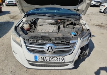 Volkswagen Tiguan I SUV 2.0 TDI CR DPF 140KM 2008 Volkswagen Tiguan 2008r, 2.0 TDI. 4x4. AUTOMAT. Uszkodzony lewy przod Poob, zdjęcie 4