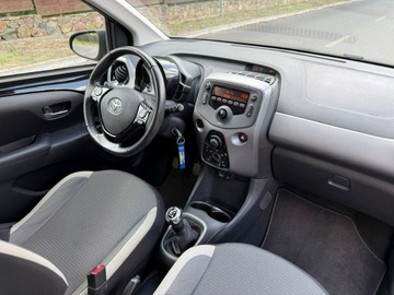 Toyota Aygo II Hatchback 3d Facelifting 1.0 VVT-i 72KM 2020 Toyota Aygo 1.0-16V Klima 24651km Model 2021, zdjęcie 17