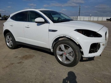 Jaguar E-Pace 2022 Jaguar E-Pace SE 2022 2.0l 2.0 Benzyna 246KM, zdjęcie 4