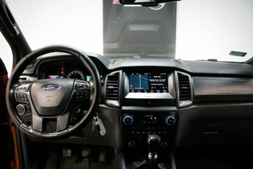 Ford Ranger V Podwójna kabina Facelifting 3.2 Duratorq TDCI 200KM 2017 Ford Ranger 3.2 200KM*4x4*Wildtrak*Salon, zdjęcie 17