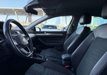 Volkswagen Passat B8 Variant Facelifting 2.0 TSI 190KM 2022 Volkswagen Passat LED Travel Assist Navi Easy OpenClose Salon PL FVAT, zdjęcie 23