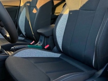 Skoda Kamiq Crossover Facelifting 1.5 TSI 150KM 2025 Od ręki - Edition 130 1.5 TSI DSG 150KM, zdjęcie 3