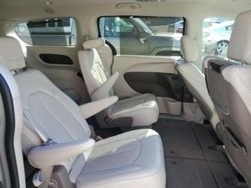 Chrysler Pacifica II 2021 Chrysler Pacifica 2021, 3.6L, TOURING L, od ubezpieczalni, zdjęcie 9