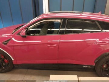 Lamborghini Urus 2024 Lamborghini Urus Performante 2024 4.0 Benzyna 657KM, zdjęcie 2