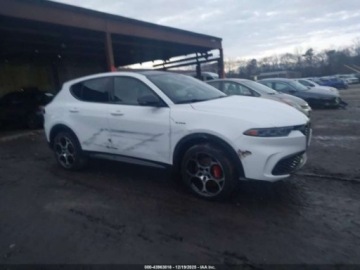 Alfa Romeo 2024 Alfa Romeo Tonale 2024 r., 1,3L VELOCE EAWD PLUG IN 1.3 Hybryda 285KM, zdjęcie 1