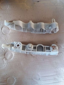 PEUGEOT 4007 VÝZTUHA PŘEDNÍ