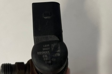 ИНЖЕКТОР VW SEAT SKODA AUDI 1.6 TDI CAY 03L130277B
