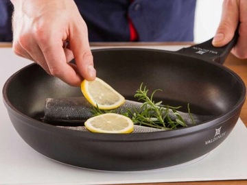 Valdinox Expert большая традиционная сковорода с антипригарным покрытием, 30 см