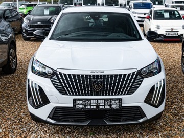 Peugeot 2008 II 2025 Od ręki - Allure e-DCS 1.2 mHEV 145KM / Pakiet Navigation i Access, zdjęcie 1