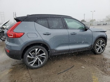 Volvo XC40 2022 Volvo XC 40 T5 R-Design 2022 2.0l 2.0 Benzyna 248KM, zdjęcie 3