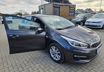 Kia Ceed II Hatchback 5d Facelifting 1.4 DOHC 100KM 2017 Kia Ceed 1,4 Benzyna 101 KM GWARANCJA Zamiana Zarejestrowany 1.4 Benzyna, zdjęcie 19