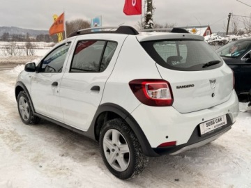 Dacia Sandero II Hatchback 5d TCe  90KM 2014 Dacia Sandero Stepway Dacia Sandero Stepway 0.9 TCe Swietny stan 90KM, zdjęcie 3