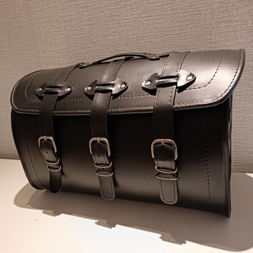 ЦЕНТРАЛЬНАЯ СУМКА ИЗ КОРОВЬЕЙ КОЖИ, СУМКА ДЛЯ ШЛЕМА TRIUMPH