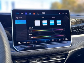 Volkswagen Passat B9 2024 Volkswagen Passat R-Line Matrix DCC Tempomat ACC Masaz Pakiety FV23, zdjęcie 31