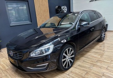 Volvo V60 I Kombi Facelifting 2.0 D4 DRIVE-E 190KM 2016 Volvo V60 D4 200KM SKORY POLESTAR gwarancja manual BEZWYPADKOWY, zdjęcie 11