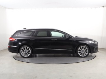 Ford Mondeo V Kombi Facelifting 2.0 Hybrid 187KM 2020 Ford Mondeo 2.0 Hybrid, Automat, Skóra, Navi, zdjęcie 5