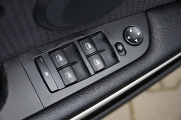 BMW Seria 3 E90-91-92-93 Touring E91 2.0 318d 143KM 2010 BMW Seria 3 2.0 Diesel 143 KM, Lift, Automat, Klimatronic, Biksenon 2.0, zdjęcie 19