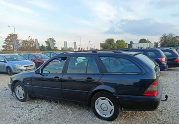 Mercedes Klasa C W202 Kombi T202 2.0 136KM 1997 Mercedes-Benz Klasa C Mercedes-Benz Klasa C 2.0 BenzynaLPG 136KM, zdjęcie 2