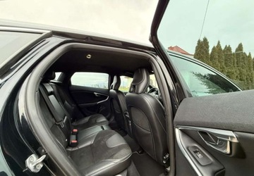Volvo V40 II Cross Country 2.0 D4 DRIVE-E 190KM 2014 Volvo V40 Volvo V40 D4 RDesign 2.0 Diesel 190KM, zdjęcie 27