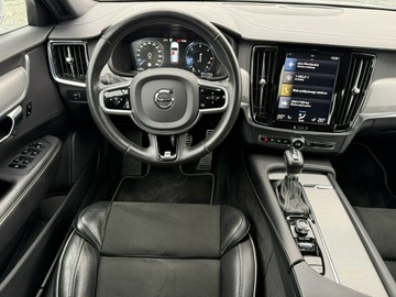 Volvo V90 II Kombi 2.0 D4 190KM 2019 Volvo V90 2.0 D4 16V 190KM R-design, skóra,, zdjęcie 4