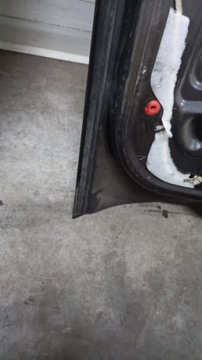 DVEŘE PRAVÉ PŘEDNÍ LANCIA LYBRA 02R KOMBI