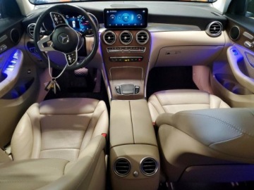 Mercedes GLC C254/X254 2022 Mercedes-Benz GLC 2022 300 4MATIC 2.0 Benzyna 255KM, zdjęcie 7