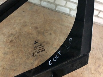 COLT Z30 SKLO (OKNO) KAROSERIE