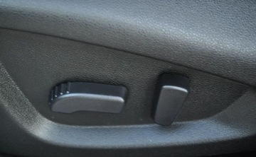 Renault Kadjar Crossover 1.2 Energy TCe 130KM 2017 Renault Kadjar Crossborder Automat Bose Benzyna Kamera Nawigacja 1.2 130KM, zdjęcie 29