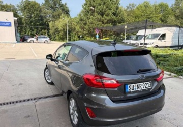 Ford Fiesta VIII Hatchback 3d 1.0 EcoBoost 125KM 2018 Ford Fiesta Ford Fiesta 1.0 EcoBoost SampS TITANIUM Benzyna 125KM, zdjęcie 2