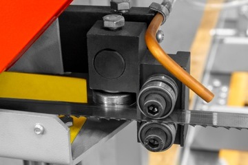 Лесопилка горизонтальная ленточная пила Holzmann BBS350 400V