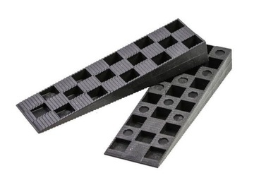 Kliny montażowe plastikowe 16x45x95 op. 50 sztuk
