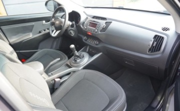 Kia Sportage III SUV 2.0 DOHC 163KM 2011 Kia Sportage Bezwypadkowa Serwisowana 1-Wlasciciel 2.0 MPI Xenon Pdc Alu P, zdjęcie 8
