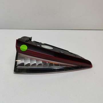 SKODA ENYAQ IV 2023 LEVÝ STRANA SVĚTLA ZADNÍ KRYT KUFRU