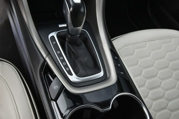 Ford Mondeo V Kombi 2.0 TDCi 180KM 2016 Ford Mondeo Vignale 2.0TDCi 180KM Automat 2016r., zdjęcie 36