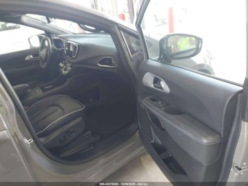 Chrysler Pacifica II 2025 Chrysler Pacifica Limited 2025 3.6l 3.6 Benzyna 287KM, zdjęcie 9