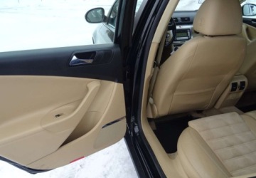 Volkswagen Passat B6 Variant 1.9 TDI PDE 105KM 2007 Volkswagen Passat 1.9tdi,klima,zadbany,oplacony 1.9 Diesel 105KM, zdjęcie 6